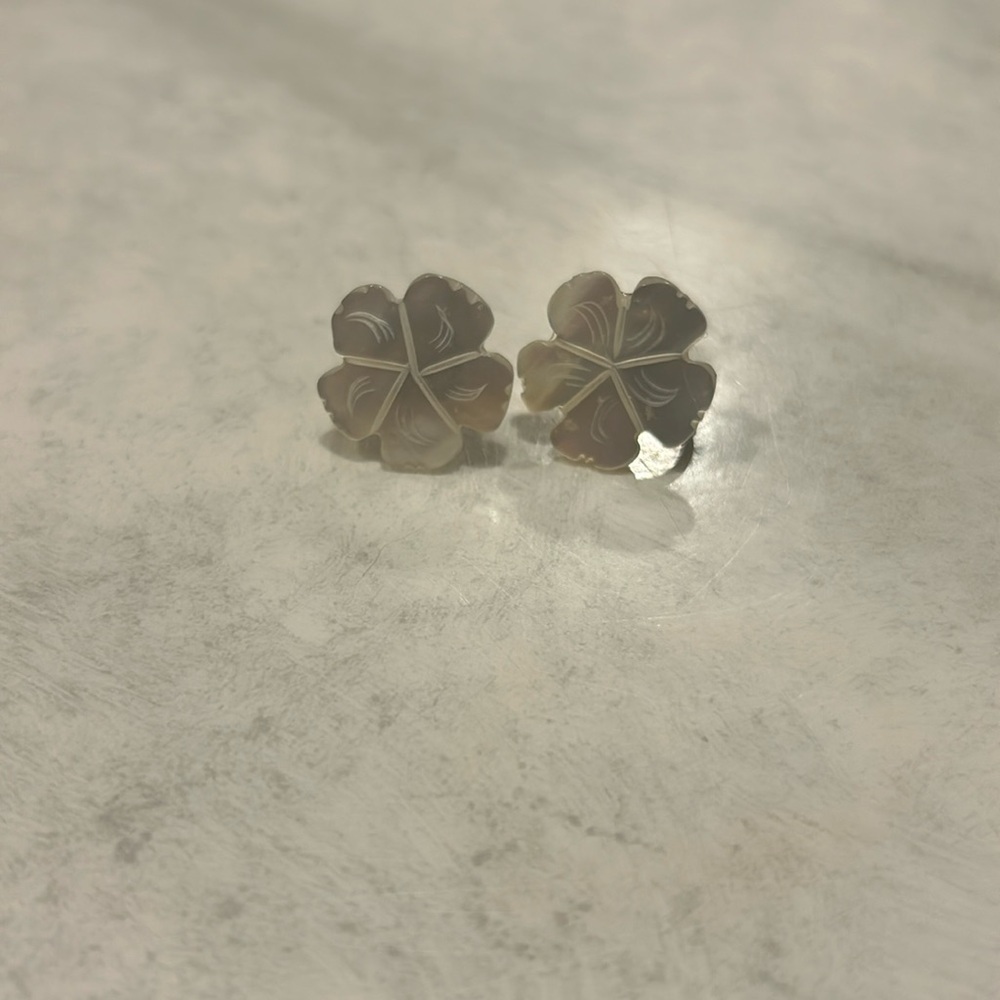 VTG Screw Back Earrings